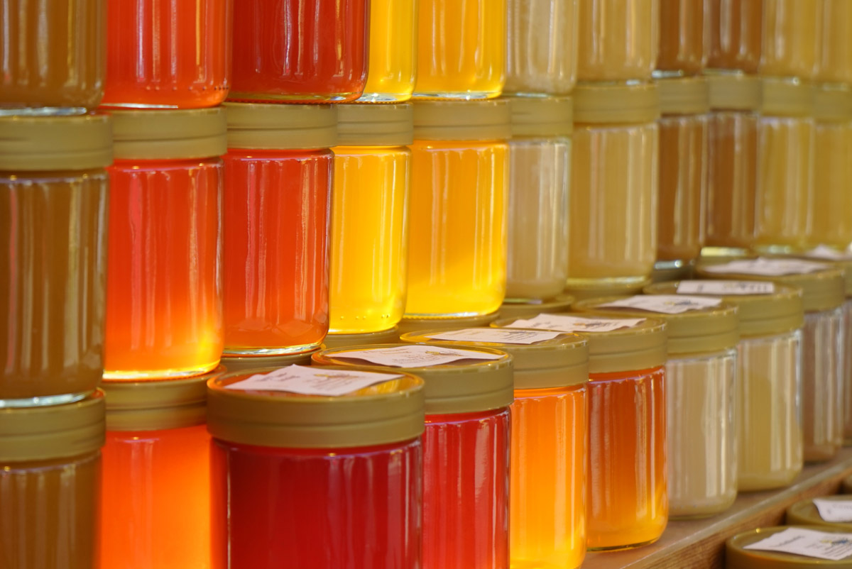 За неделю или за год: как быстро засахаривается мёд и как время влияет на его полезные свойства