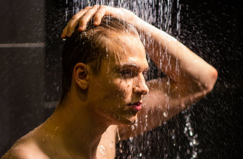 Почему нельзя ходить в душ при повышенной температуре: причины и последствия